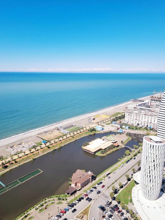 D Block Of New Luxurious Orbi City Batumi Exterior foto
