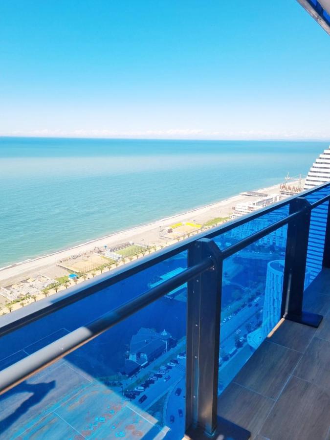 D Block Of New Luxurious Orbi City Batumi Exterior foto
