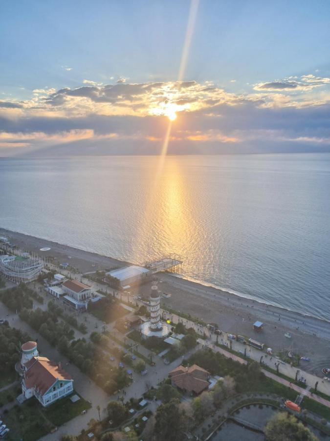 D Block Of New Luxurious Orbi City Batumi Exterior foto